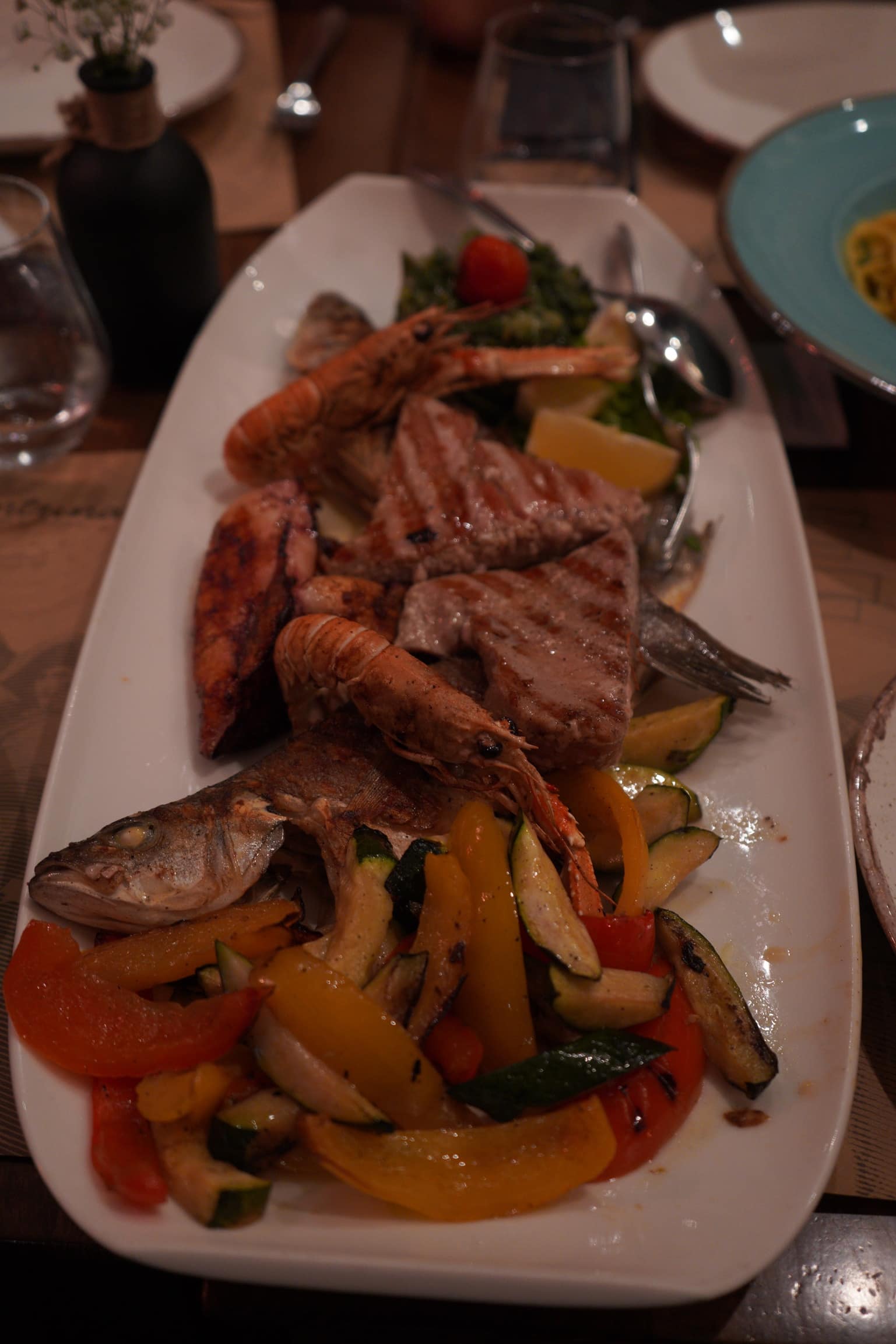 fish plate in restoran 4 kantuna