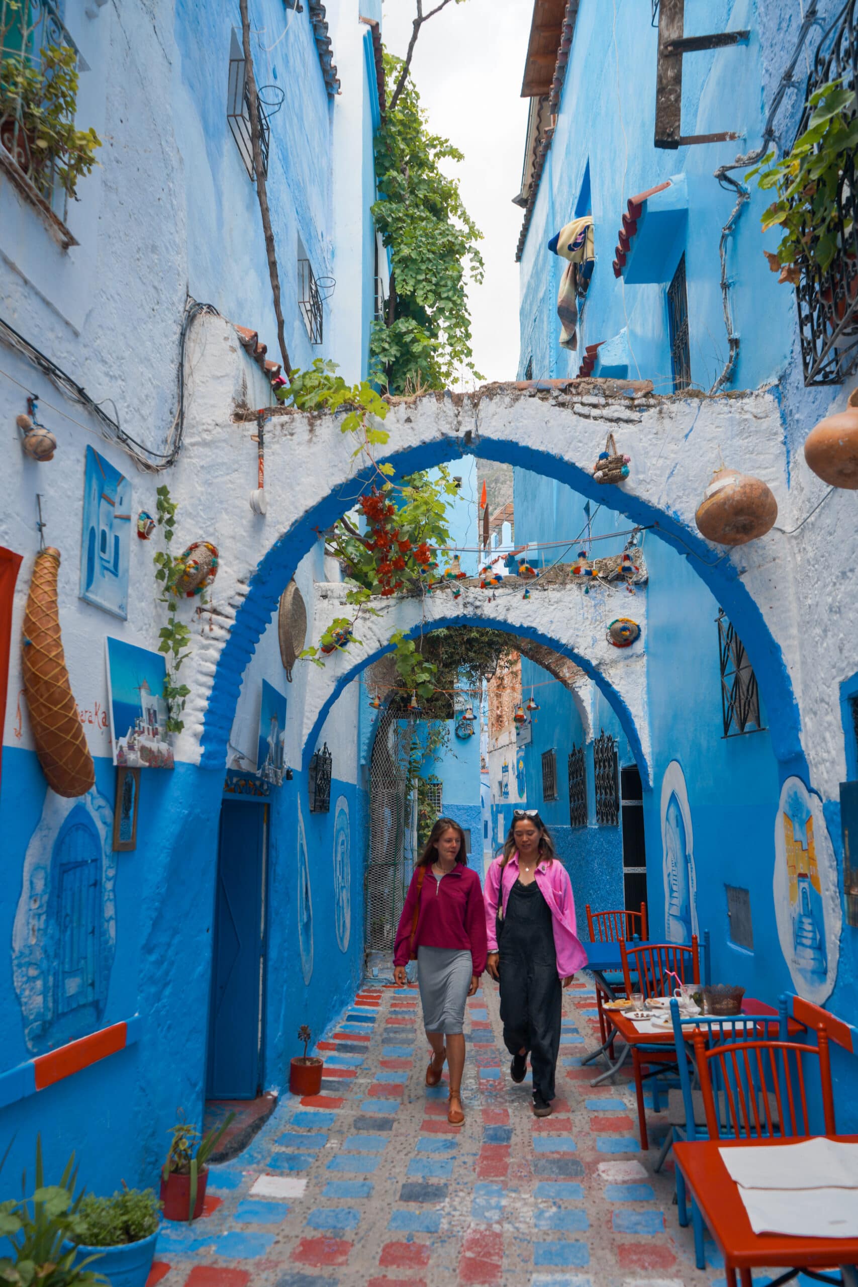 chefchaouen women