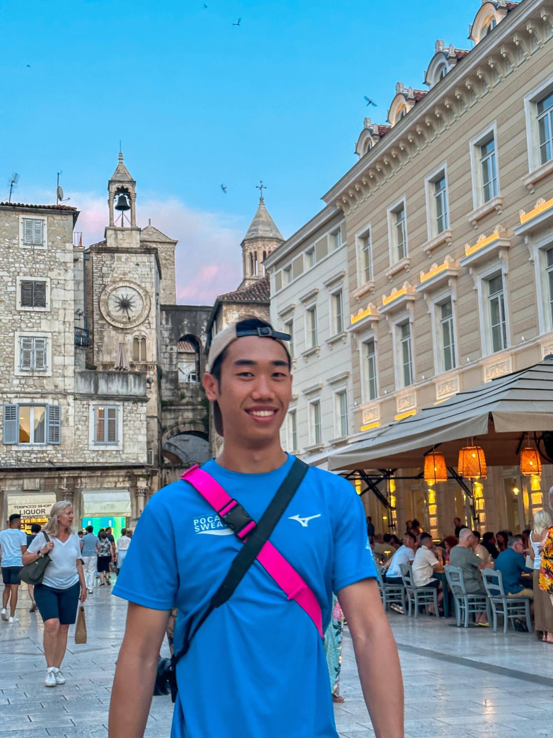 Trg braće Radića (Voćni trg)