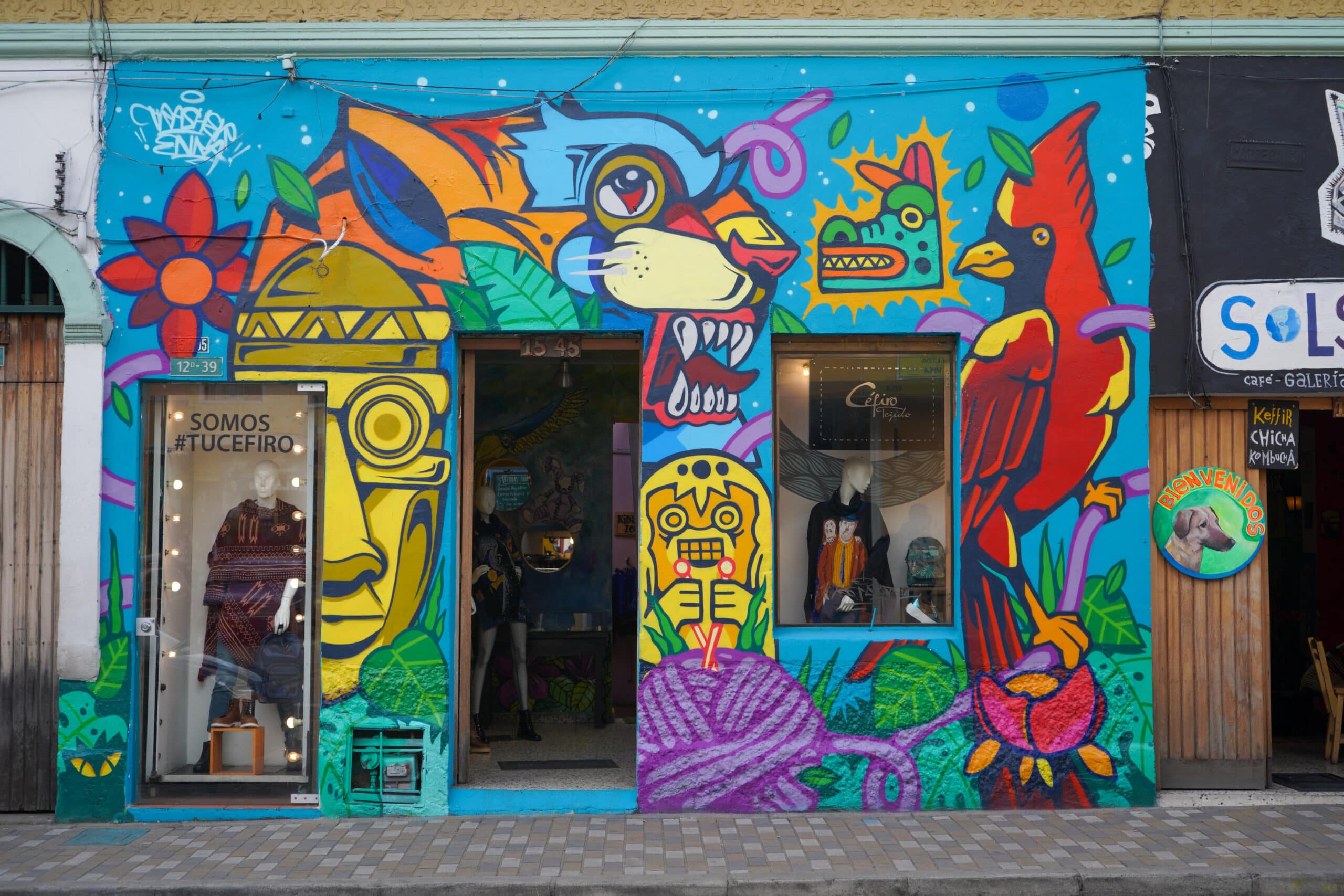 graffiti in la candelaria