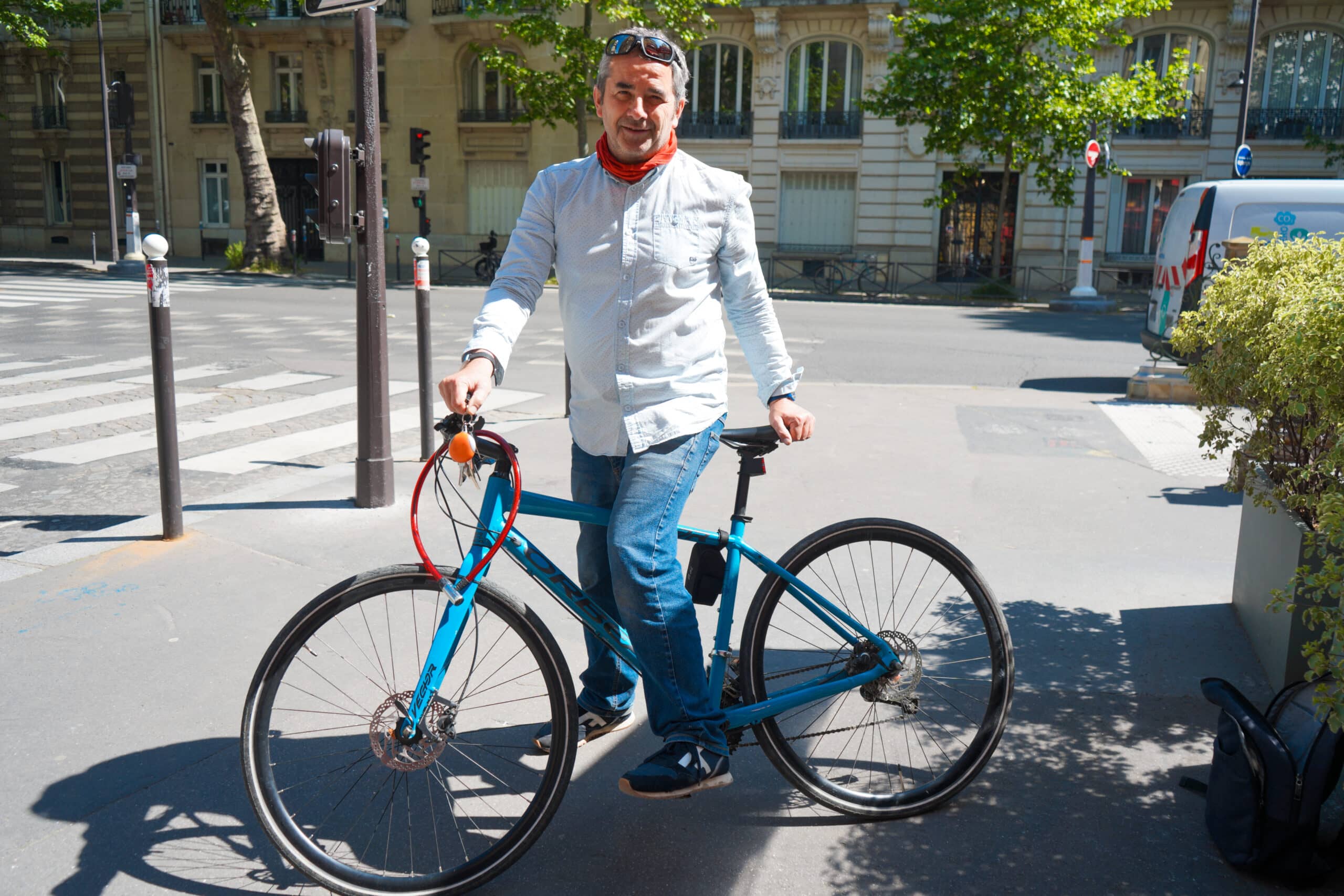 French met on street