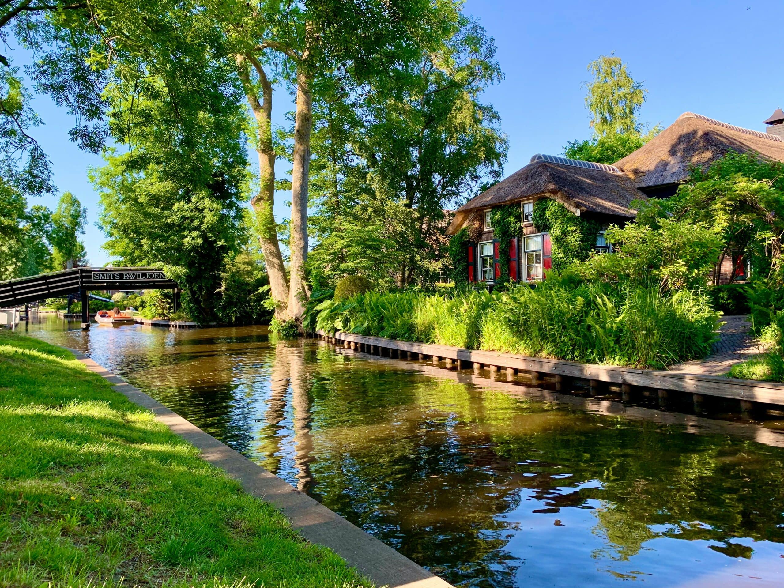 Giethoorn village in the netherlands
