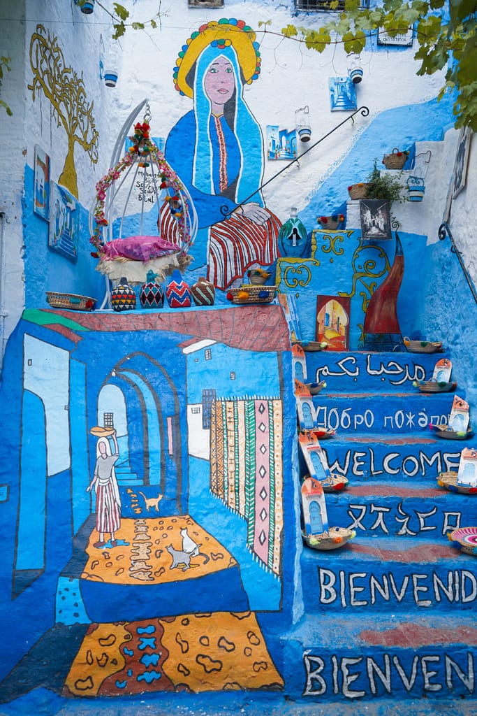 chefchaouen graffiti