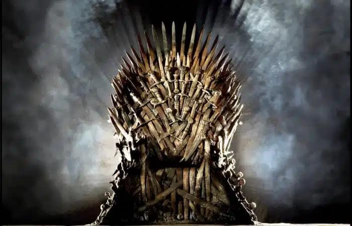 iron throne lokrum