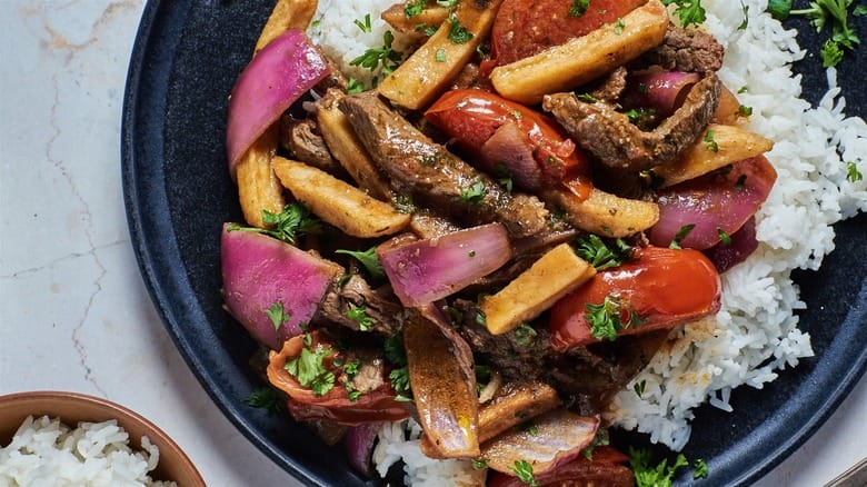 lomo-saltado